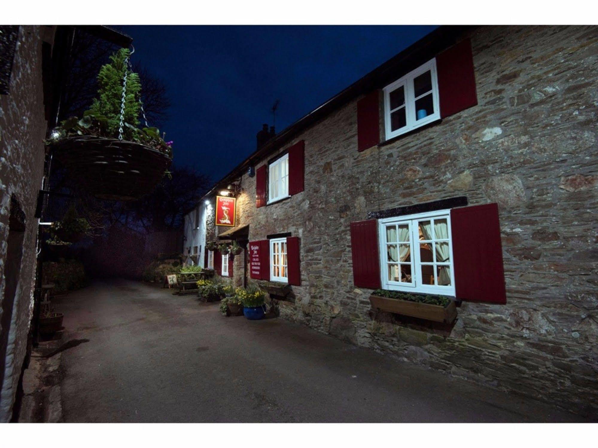 The Dolphin Inn Kingsbridge  Buitenkant foto