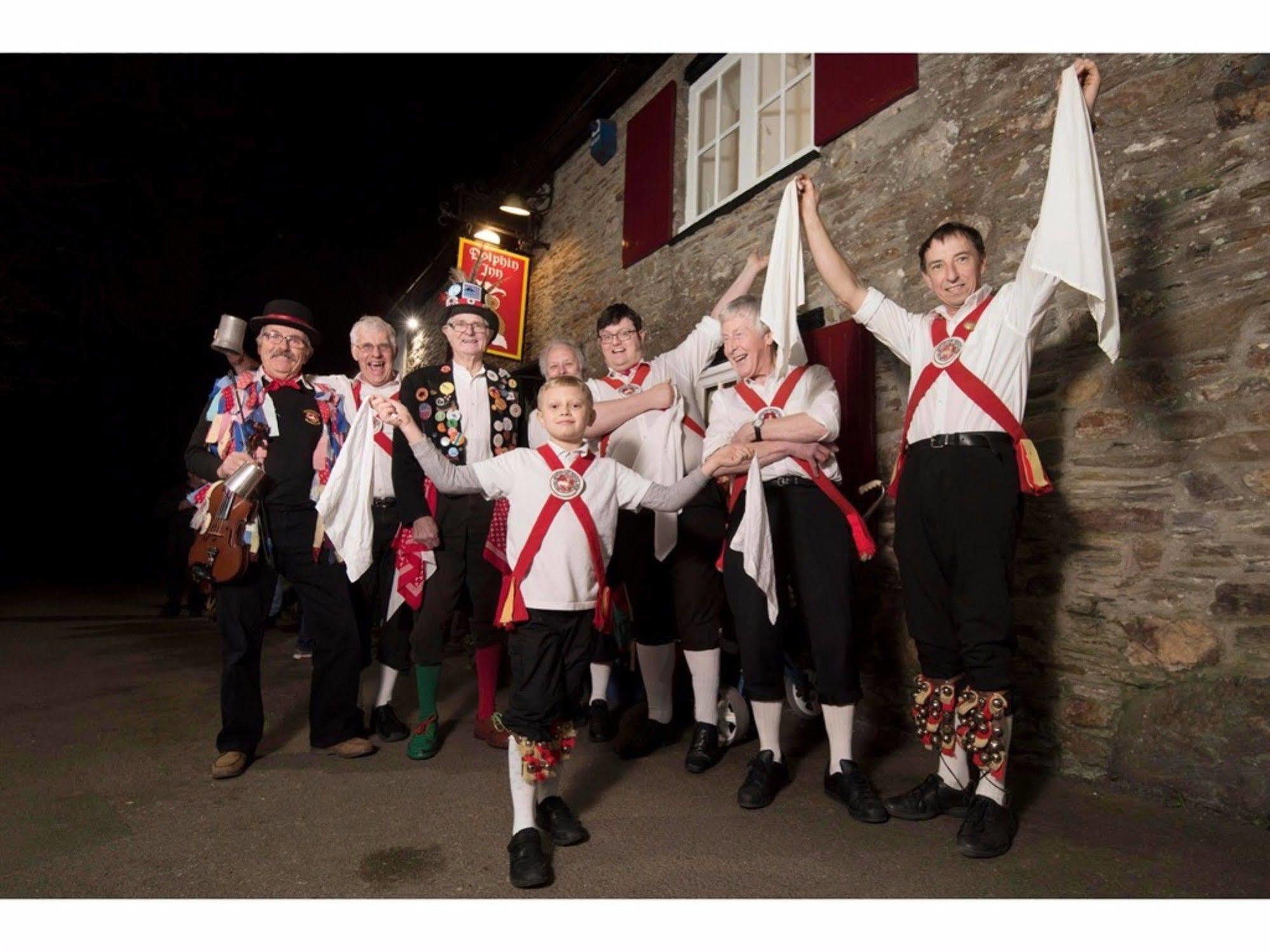 The Dolphin Inn Kingsbridge  Buitenkant foto